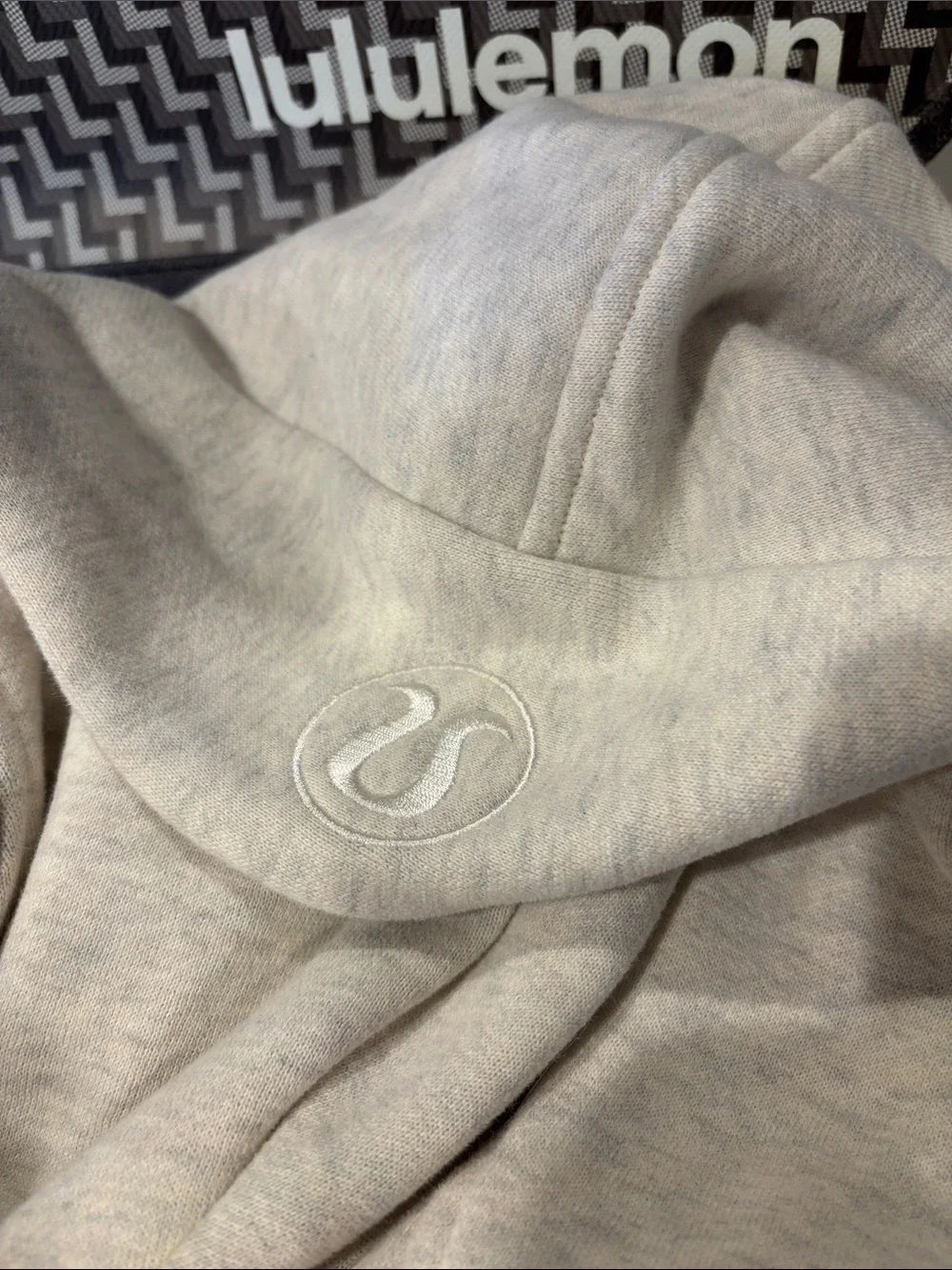Lululemon BUNDLE– Scuba + Canvas Tote + Never Lost Keychain + Gift Bag NWT